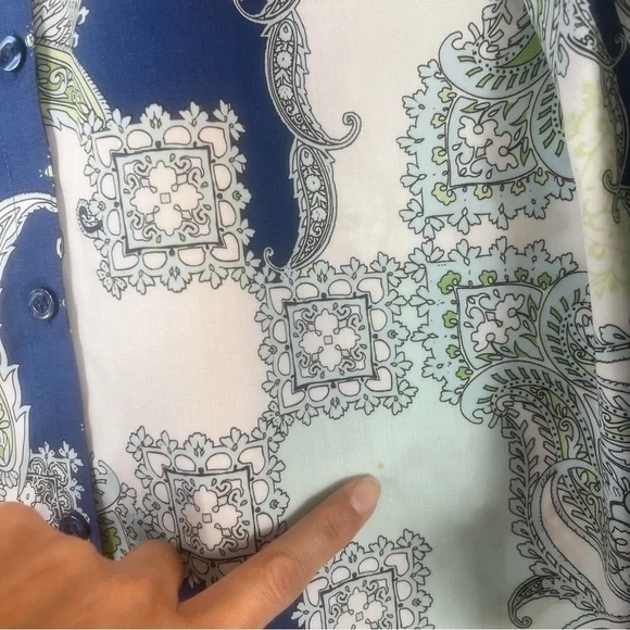 CHICO'S PAISLEY POP GIANA BLOUSE SZ  3 Paisley Print Blue and Green Women's Top - Picture 15 of 15
